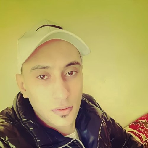 Taha Hamdy - ذكر - 25 سنة - الإمارات