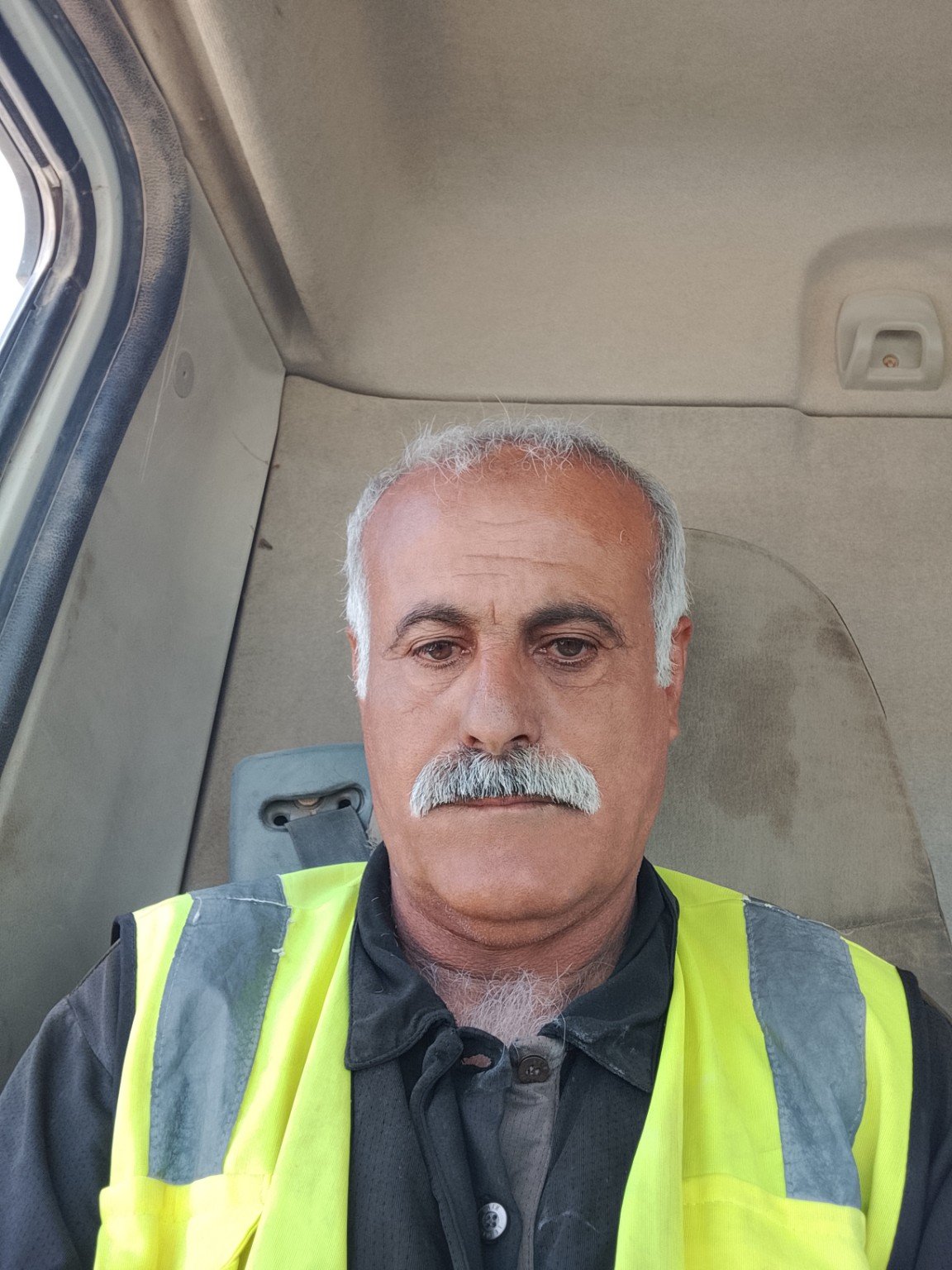 MUNASSER SALEM - ذكر - 47 سنة - اليمن