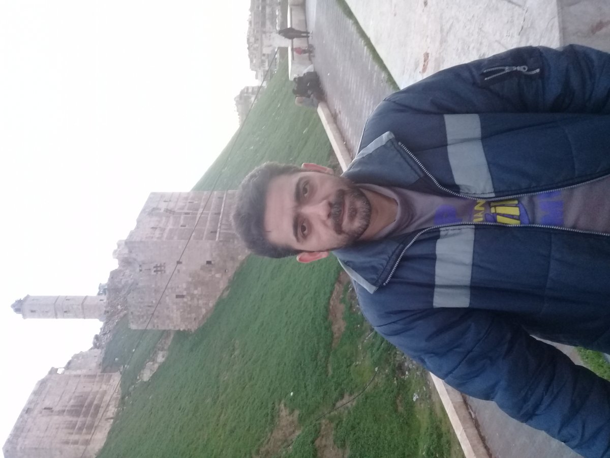 إبراهيم يوسف مخزوم - ذكر - 45 سنة - سوريا