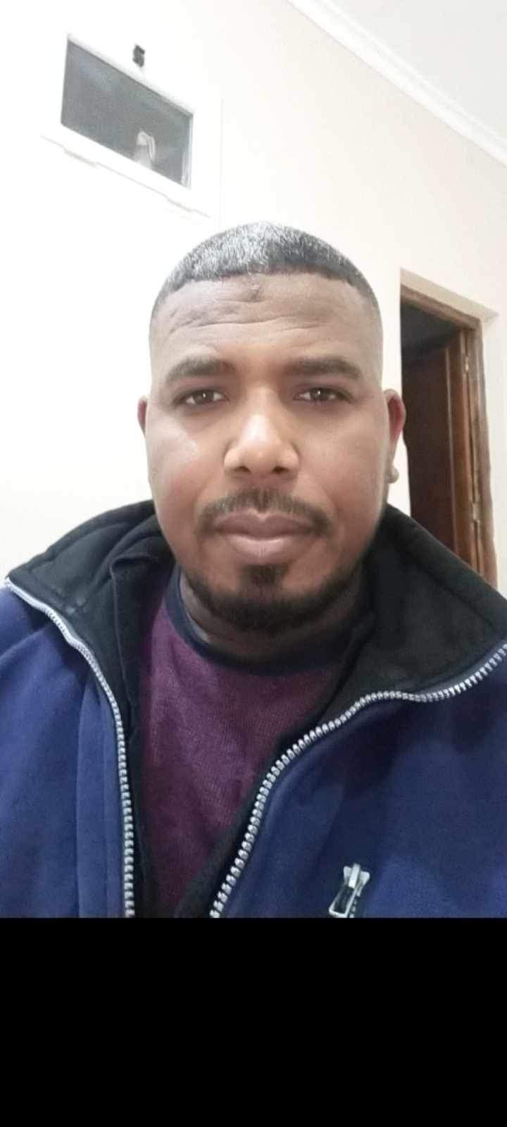 Salim bob - ذكر - 44 سنة - الجزائر