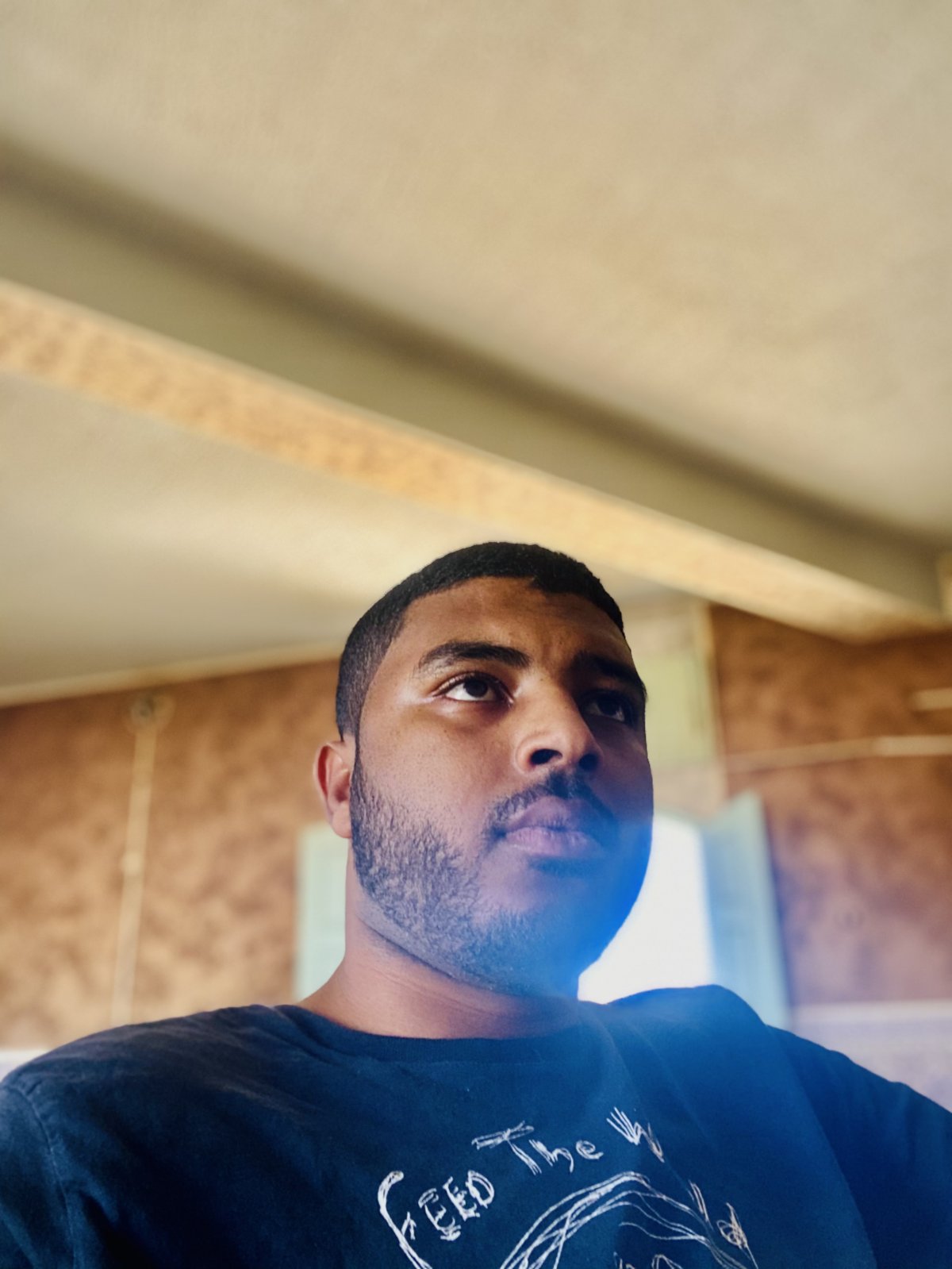 خبيب - ذكر - 32 سنة - تونس